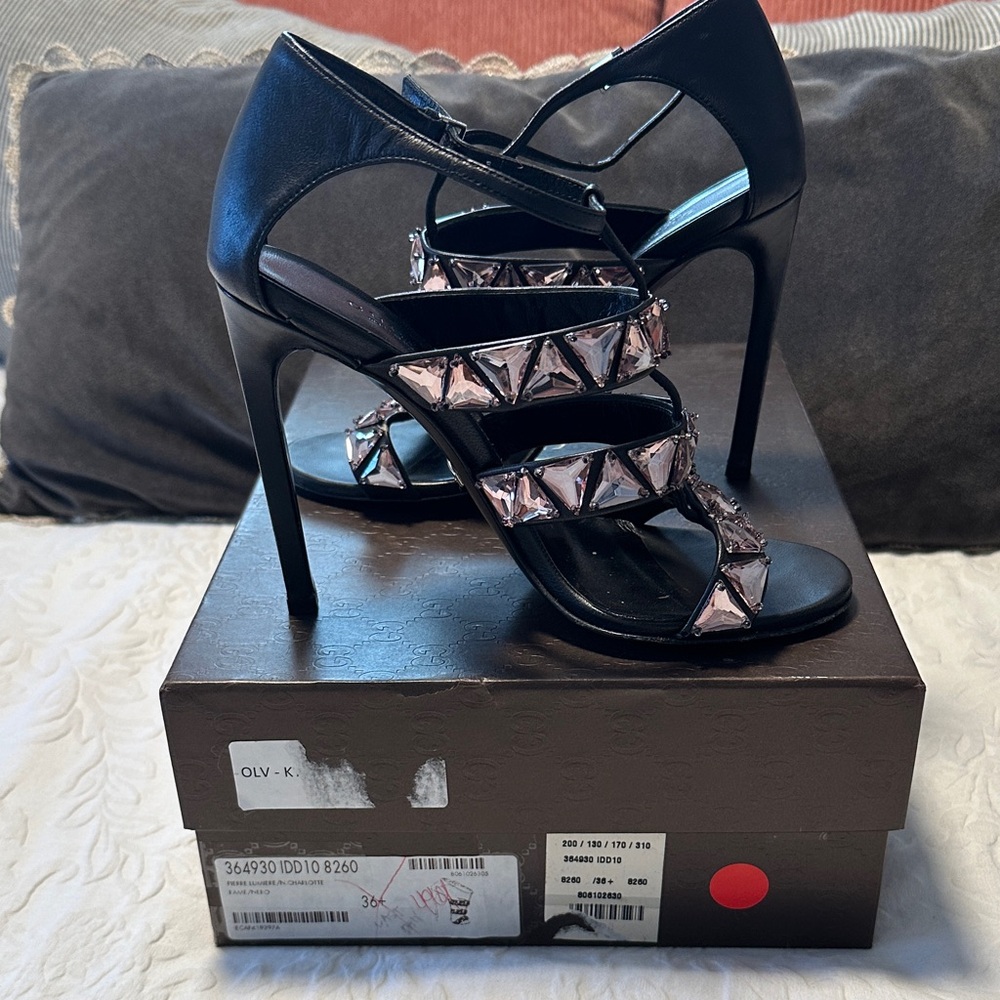 Gucci Women's Sandals in Black and Pink - Picture 5 of 5